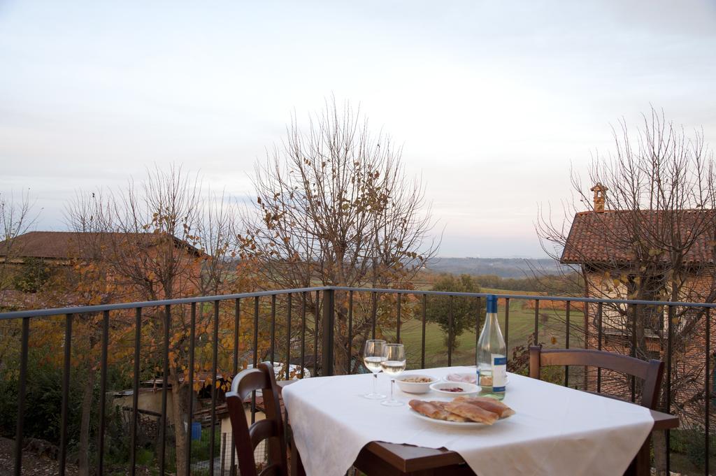Agriturismo Il Vecchio Portico Francavilla Bisio Exterior photo
