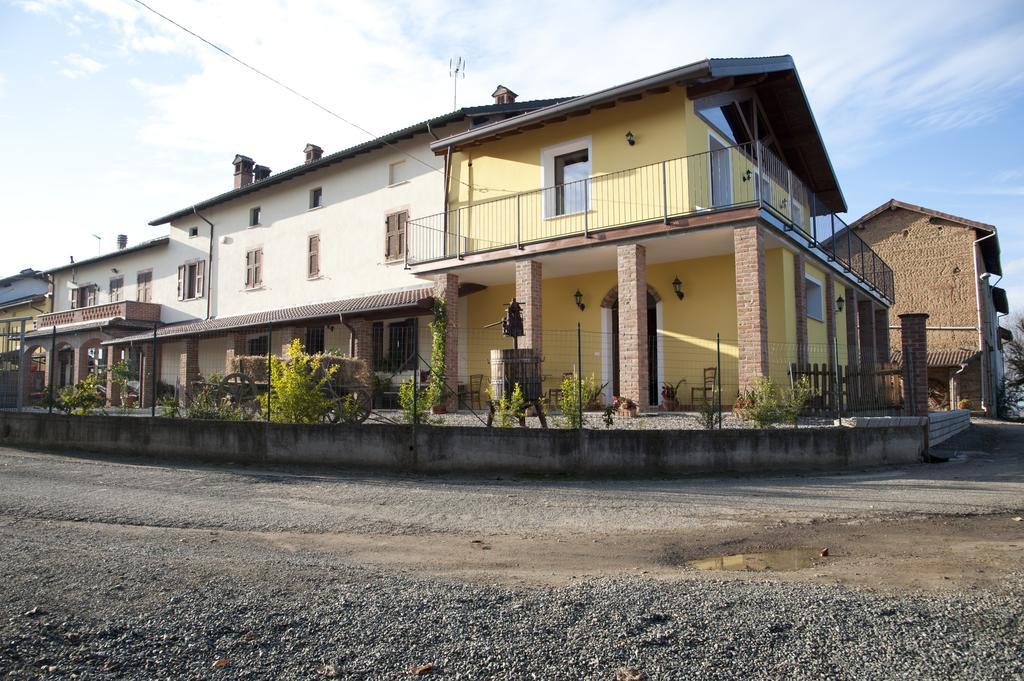 Agriturismo Il Vecchio Portico Francavilla Bisio Exterior photo